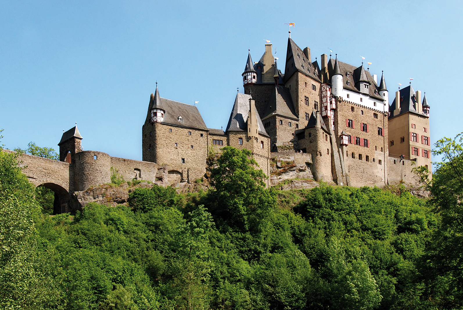 Ch Teau Burg Eltz Un Des Plus Beaux Ch Teaux D Allemagne